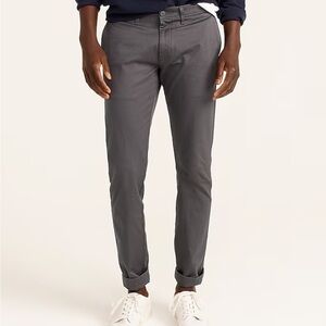 J. Crew Men’s Gray Cotton Chinos- Like New 31x34